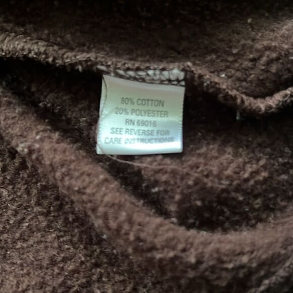 Cardinal Embroidered Needlepoint Sweatshirt - L - Picture 2 of 9